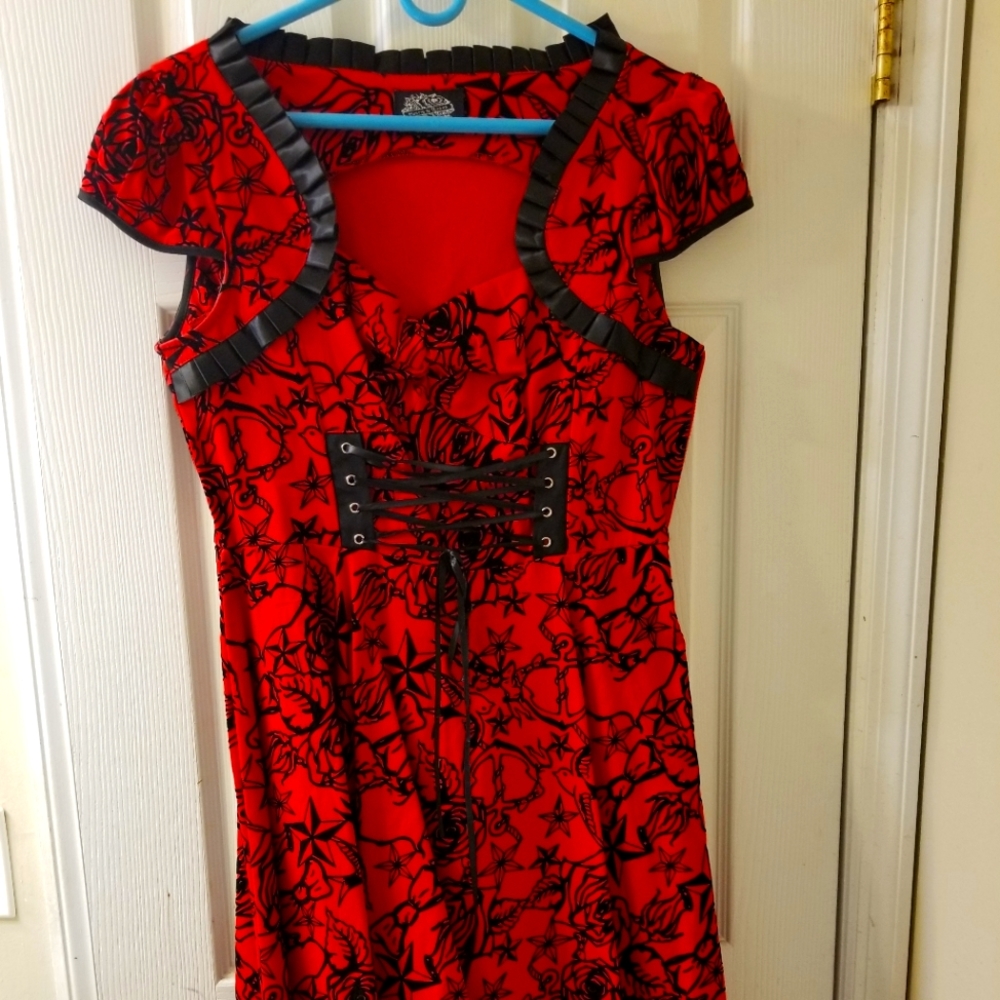 Hearts & Roses full skirt, corset style bodice dress